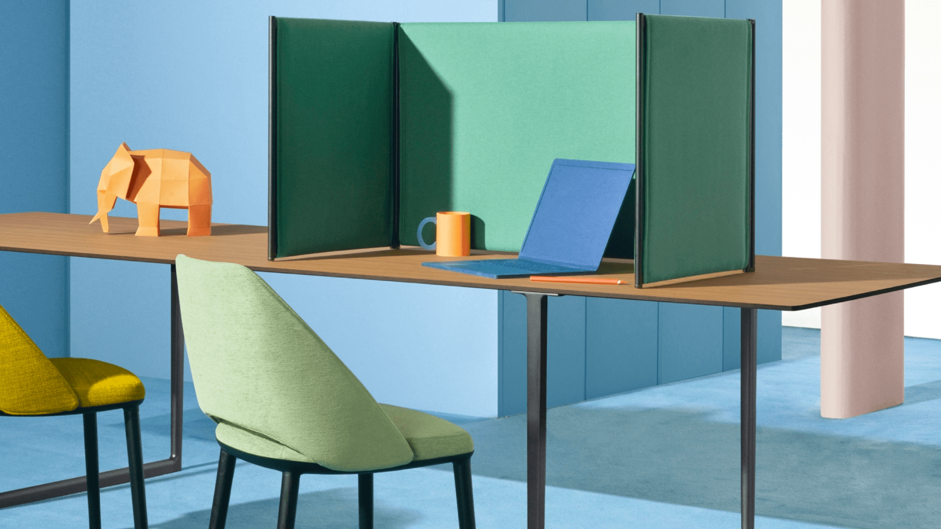 Toa Table: ripensare agli spazi di lavoro con uno stile flessibile